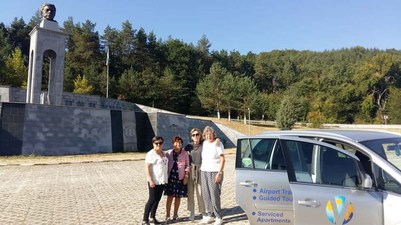 From Sofia: Full-Day Tour to Plovdiv and Asen's Fortress - Guides, audio options, and the human side of the tour