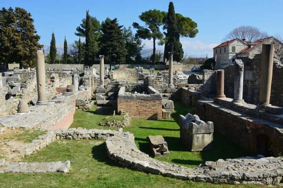 From Split: Private Salona and Fortress of Klis Tour - The Salona visit: about 90 minutes among Roman remains