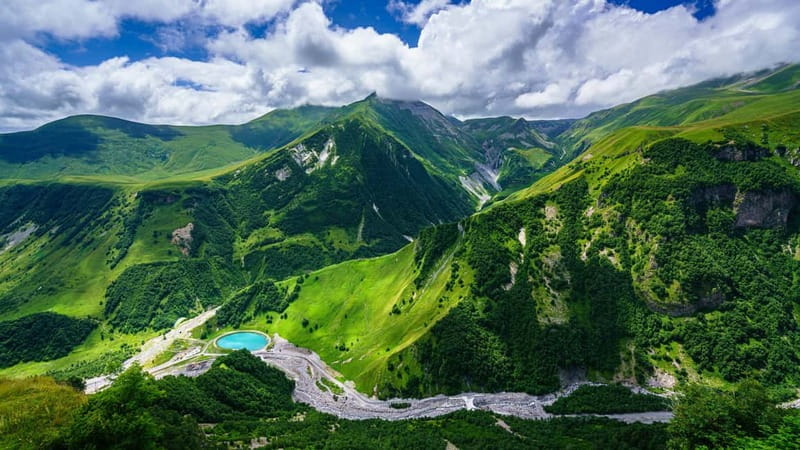 From Tbilisi: Ananuri Fortress and Kazbegi Day Trip - Why this route is worth a full day