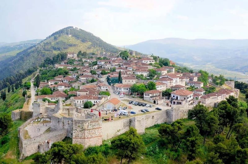 From Tirana: Berat Castle, Mangalem & Belshi Lake Day Tour - A quiet start at Lake Belsh