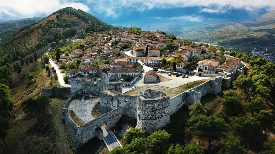 From Tirana/Durres to Berati UNESCO City+Castle & Belsh Lake - Key points to know before booking