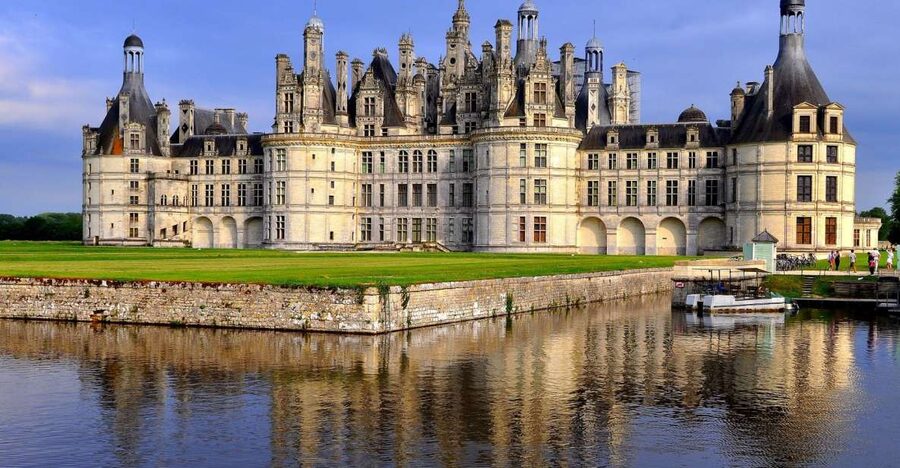 From Tours: Chenonceau and Chambord Castles Guided Tour - Why these two castles work so well together