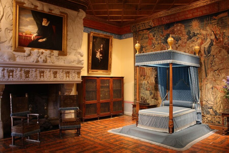 From Tours: Chenonceau and Chambord Castles Guided Tour - Is $247 a fair price?