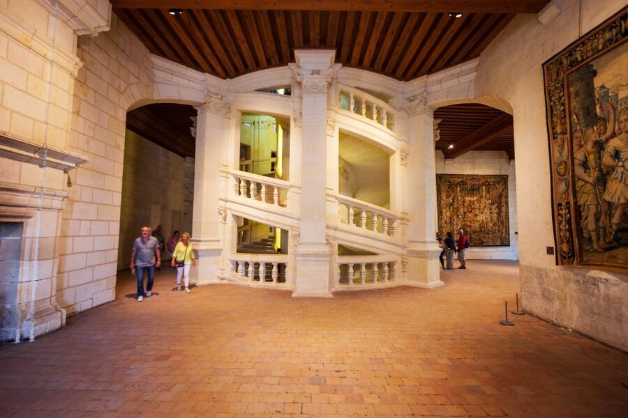 From Tours: Chenonceau and Chambord Castles Guided Tour - Starting in Tours and crossing the countryside