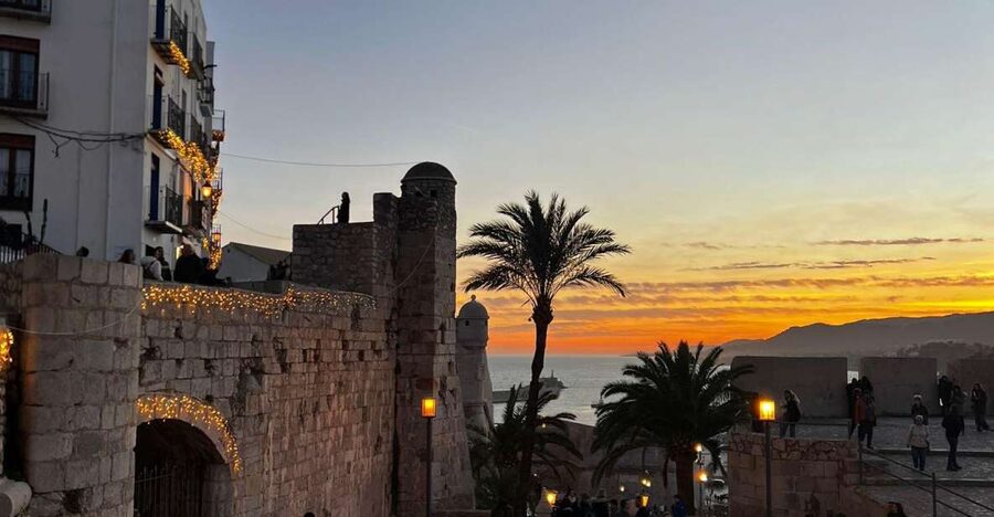 From Valencia: Day Trip to Peñiscola with Castle Visit - Key points at a glance