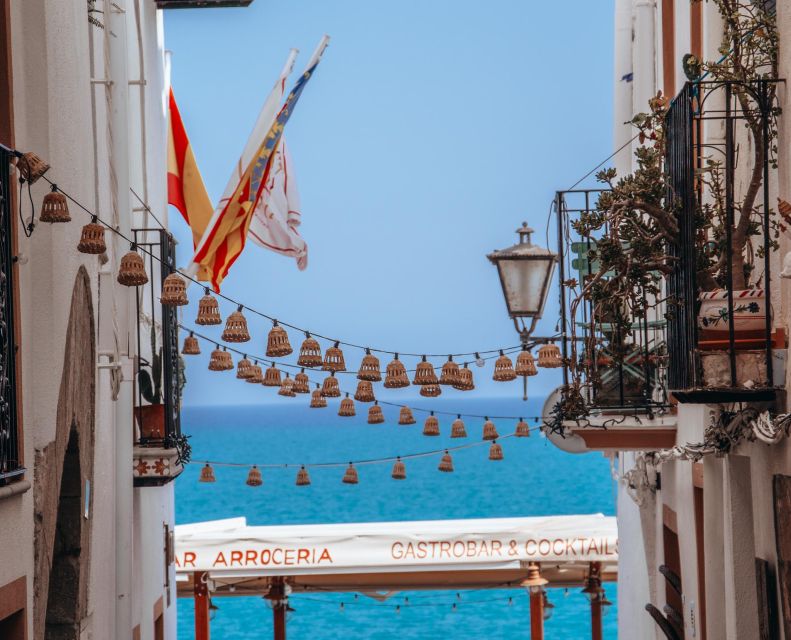 From Valencia: Day Trip to Peñiscola with Castle Visit - The ride from Valencia and the first look at the peninsula