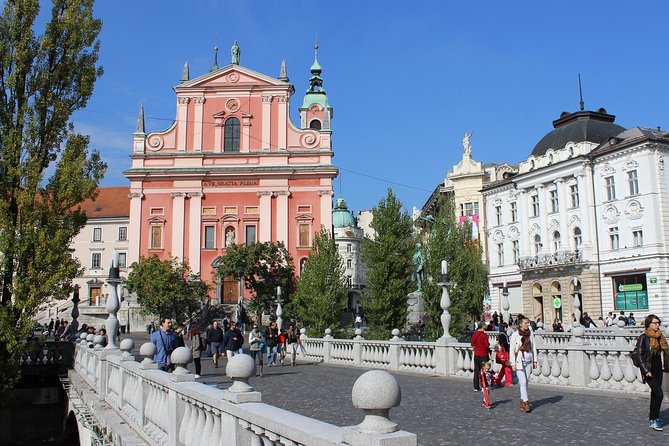 From Zagreb: POSTOJNA cave + Predjama castle + LJUBLJANA Day Tour - Three Slovenian highlights from one Zagreb pickup