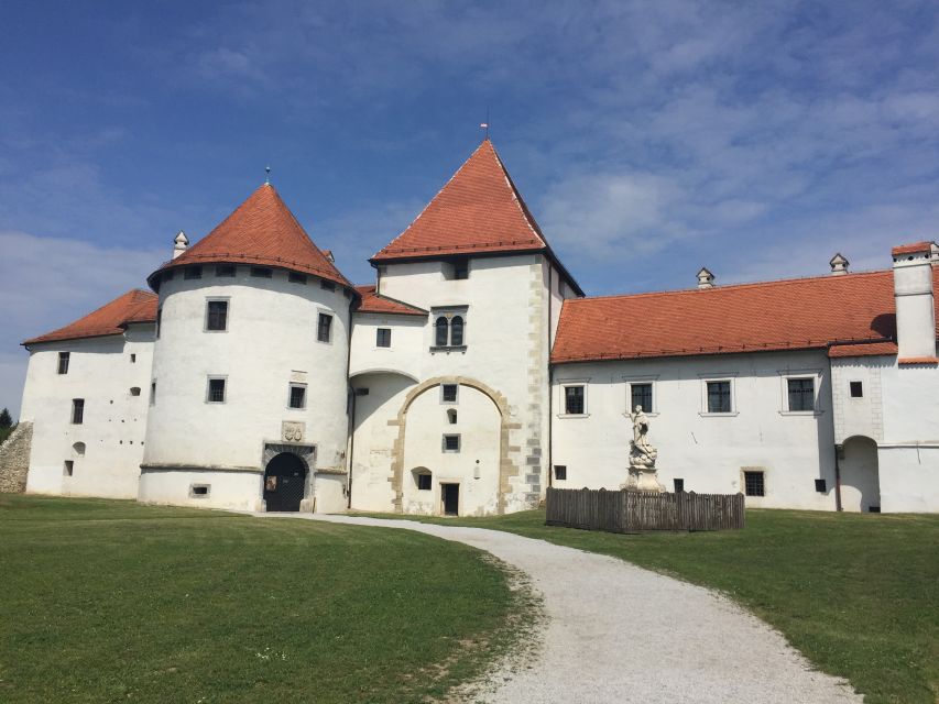 From Zagreb: Varazdin Baroque Town & Trakoscan Castle - How the pace feels across eight hours