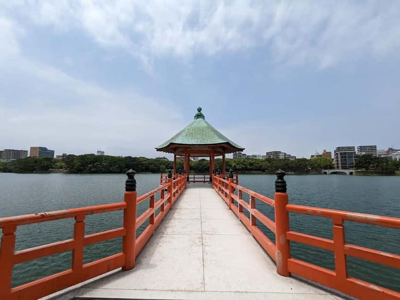 Fukuoka Cultural Walk: Castle, Shrines, Temples & Tales - Neighborhood streets, food, and shopping advice