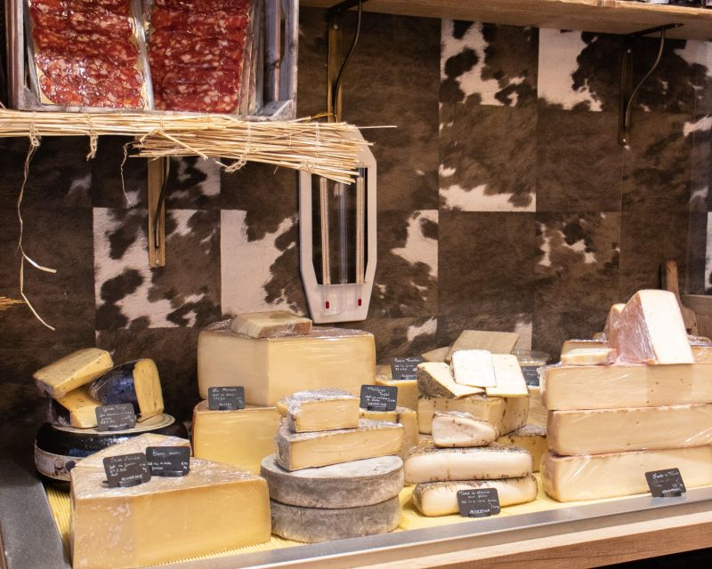 Full-Day Bordeaux gourmet tour & 2 chateau Medoc - A morning that begins with Bordeaux on foot