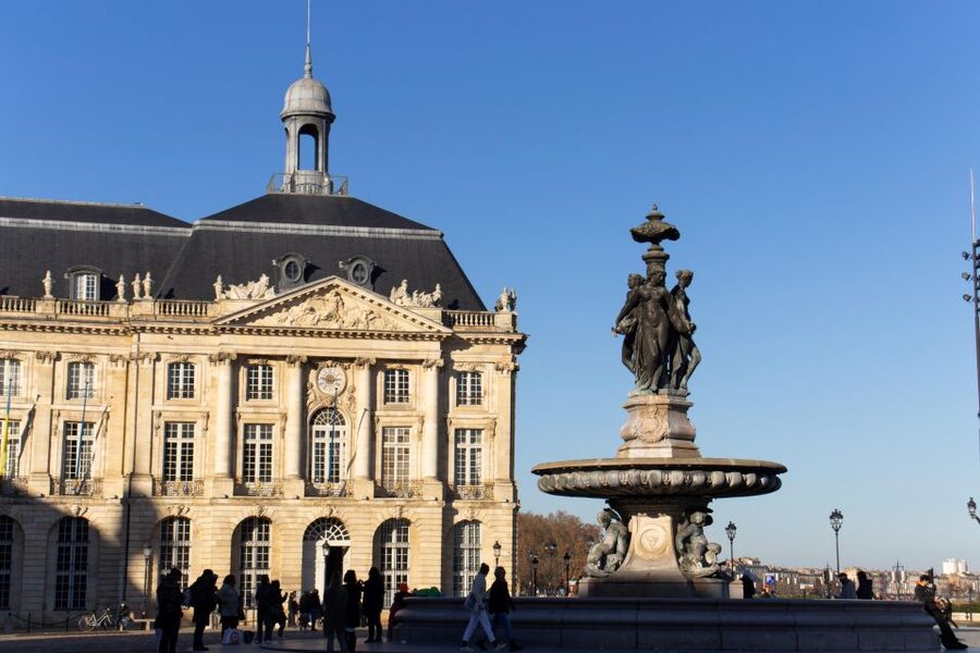 Full-Day Bordeaux gourmet tour & 2 chateau Medoc - A family estate for a different view of Médoc wine