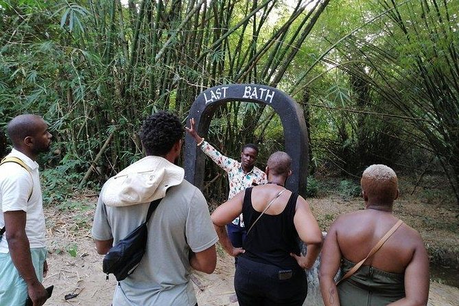 Full- Day Cape Coast Castles and Kakum Canopy Private Tour - Lunch above the sea