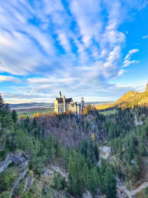 Füssen to Neuschwanstein Castle - Guided Scenic Tour - Alpsee and the water views