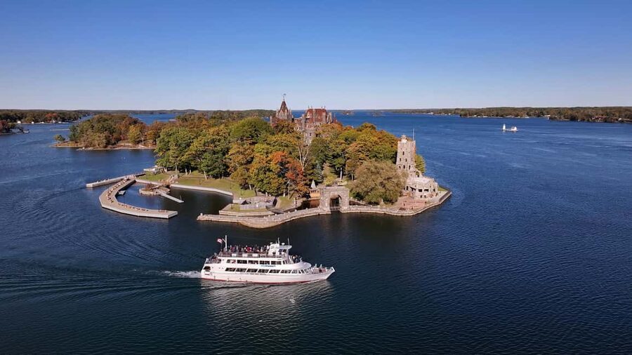 Gananoque: 1000 Islands Cruise & Optional Boldt Castle Entry - Why the 1000 Islands look best from the water