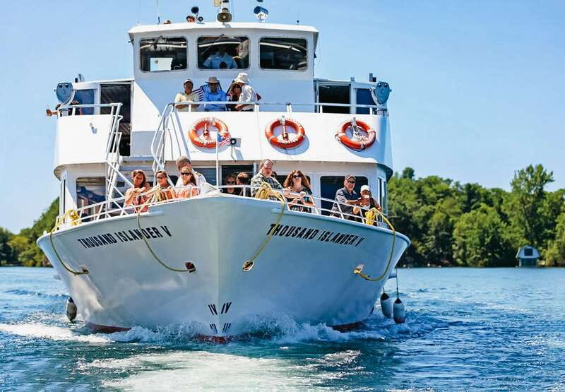 Gananoque: 1000 Islands Cruise & Optional Boldt Castle Entry - Boldt Castle and its unfinished love story