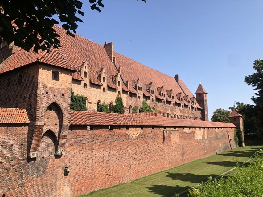 Gdansk: Malbork Castle & Westerplatte Tour with Local Lunch - Should you book this $349 day?