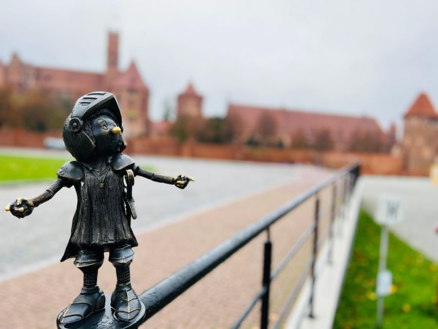 Gdansk: Malbork Castle & Westerplatte Tour with Local Lunch - How the tour performs for different kinds of visitors