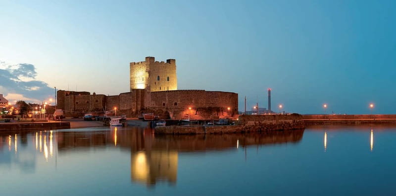 Giants causeway Irish castles & whiskey, Game of thrones - What the private vehicle changes