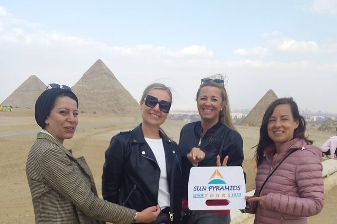 Giza Pyramids Egyptian Museum, Citadel and El-Khan Bazaar Private Guided Tour - Lunch and the Egyptian Museum’s long sweep of history