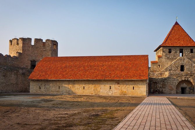 GROUP - Transnistria and Bender Fortress - Group size, language, and the pace of the visit