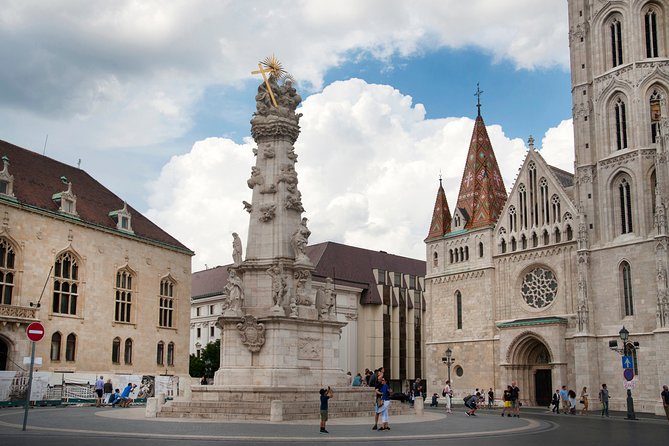 Guided Tour in Budapest Castle District - Matthias Church and the extra ticket question