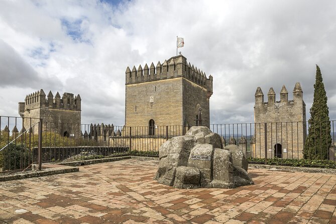 Guided tour of Almodovar Castle, entrance fee included - Entering the castle above the Guadalquivir Valley