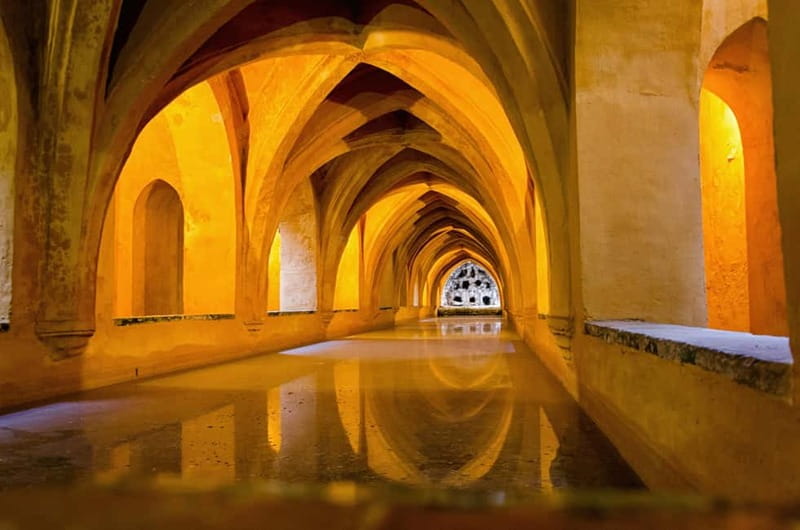 Guided Tour of the Royal Alcázar of Seville in a Small Group - Meeting at Calle Francos before the palace visit