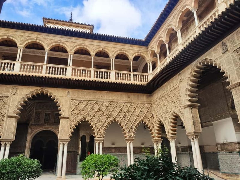 Guided Tour of the Royal Alcázar of Seville in a Small Group - Finishing in the Prince’s Garden and wider palace gardens