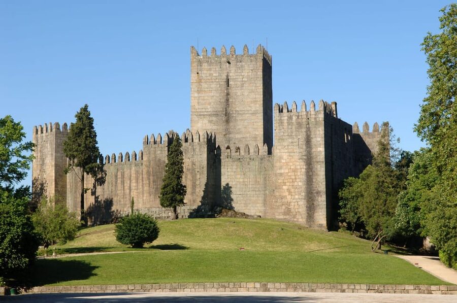 Guimarães: Castle of Guimarães Entry Ticket - São Miguel Chapel and the First King