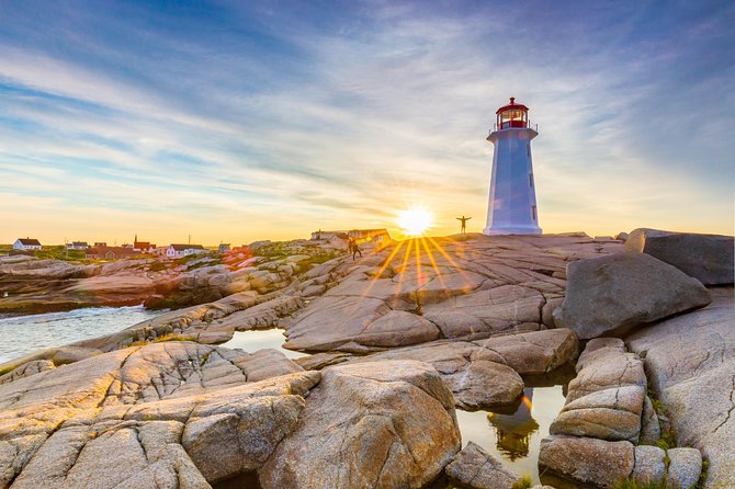 Halifax Premium Tour: Peggy's Cove, Citadel & Titanic Cemetery - Pickup is the part you need to manage carefully