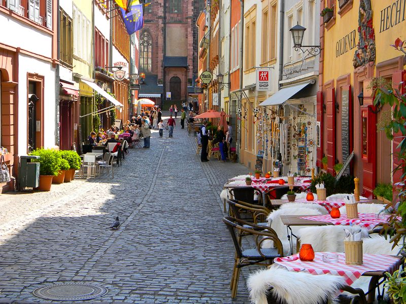 Heidelberg Castle Tour: Residence of the Electors - The Pharmacy Museum and what is not included