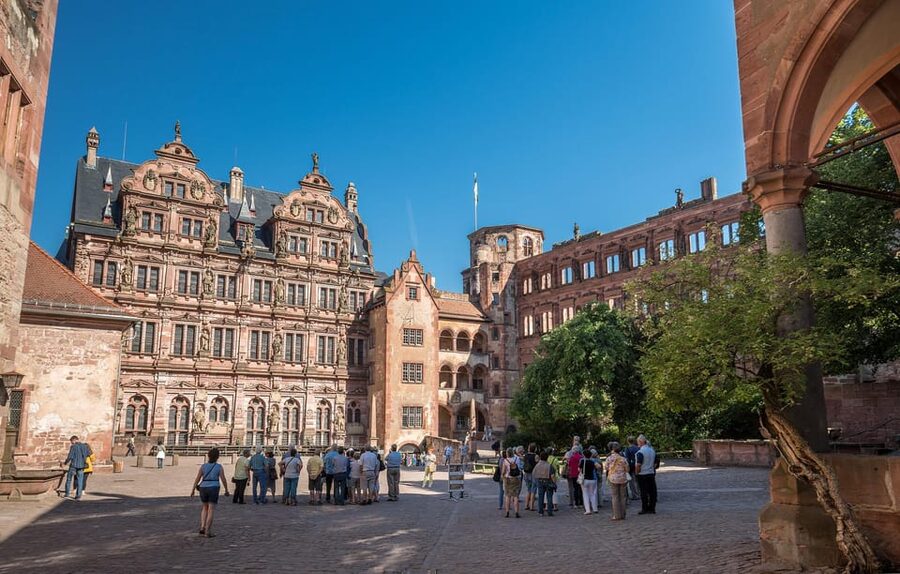 Heidelberg: Heidelberg Castle Garden & Outside Private Tour - The Great Barrel and what you actually see inside