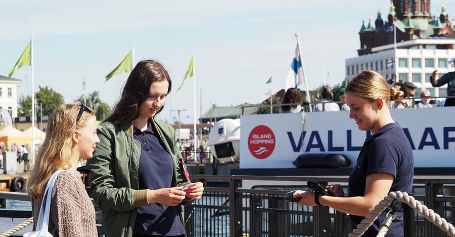 Helsinki: Vallisaari Fortress Island Ferry Ticket - Leaving Helsinki from Market Square