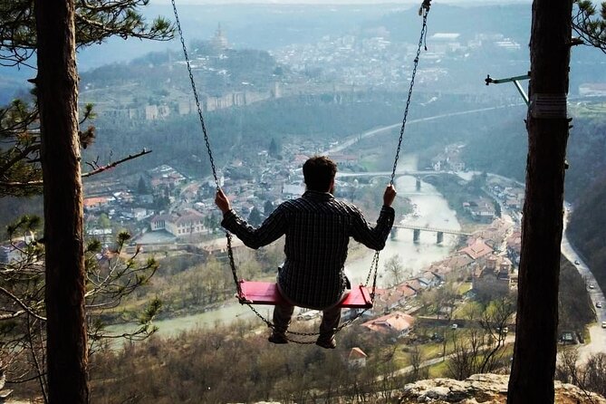 Hike Bulgaria Love Swing, Veliko Tarnovo and Tarevet Fortress - Crossing the Danube into Bulgaria