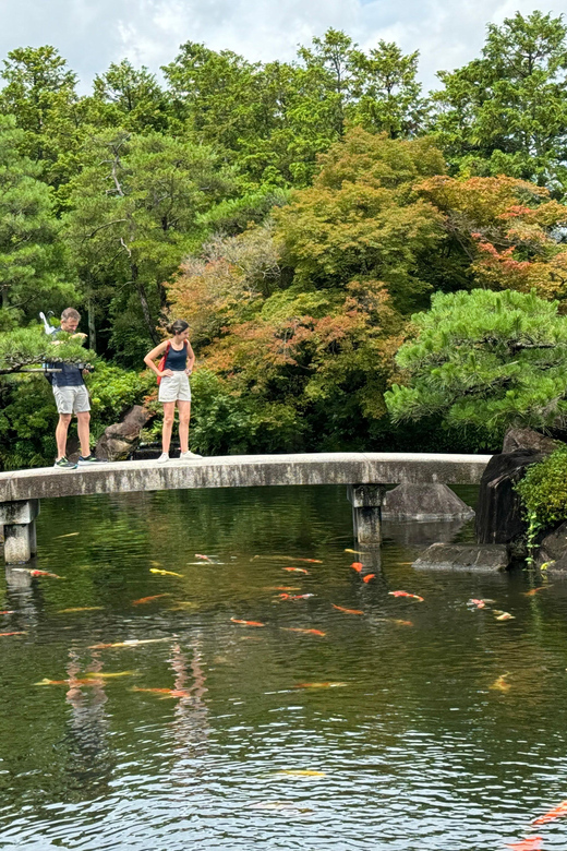 Himeji: Himeji Castle & Kokoen Garden 3.5-Hour Guided Tour - Should you book the Himeji Castle and Kokoen tour?