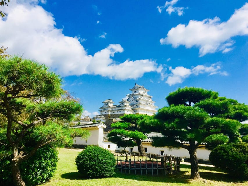 Himeji: Private Guide Tour of the Castle from Osaka or Kyoto - What the guide adds to the visit