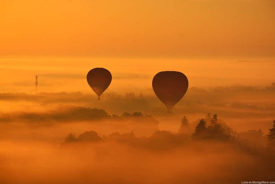 Hot Air Balloon Flight above the Castle of Chenonceau - Local wine, cheese, and the first-flight ceremony