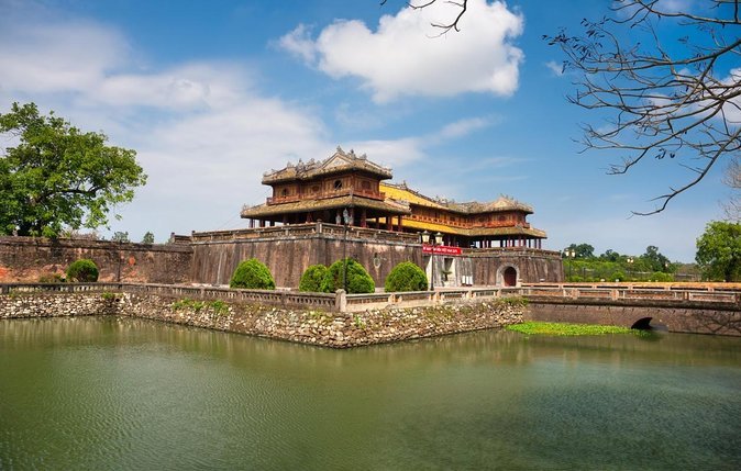 Hue City and The Citadel via Hai Van Pass Daily Small Group Tour - Key points before you book