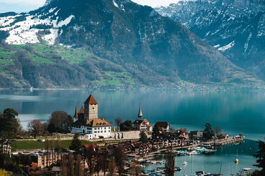 Interlaken: Lake Thun Castles Tour with Entry Tickets - How to Pick Your Included Castle Entry