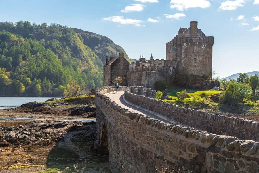 Inverness: Isle of Skye, Fairy Pools, & Castles Day Trip - Setting out from Union Street