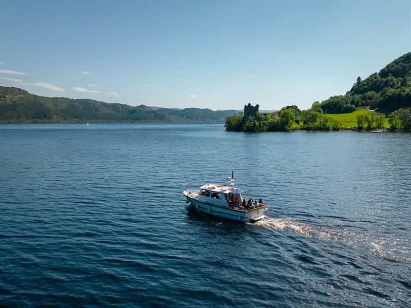 Inverness: Loch Ness Monster Cruise, Lunch, Urquhart Castle - A two-hour lunch beside the loch