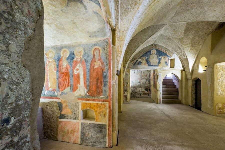 Ischia: Hydrofoil+Transfer+Aragonese Castle Entry Ticket - Exploring Churches, Medieval Buildings, and Gardens