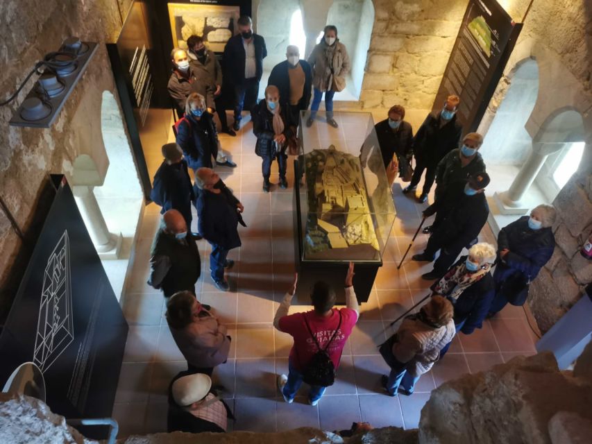 Jaén: Castle of Santa Catalina Entry with Guided Tour - Inside the castle: 75 minutes of useful details