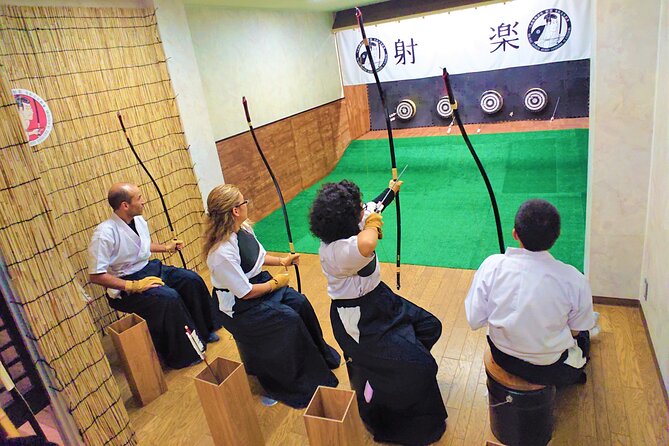 Japanesel Archery Experience HIROSHIMA CASTLE SHARAKU - What makes this Hiroshima activity different