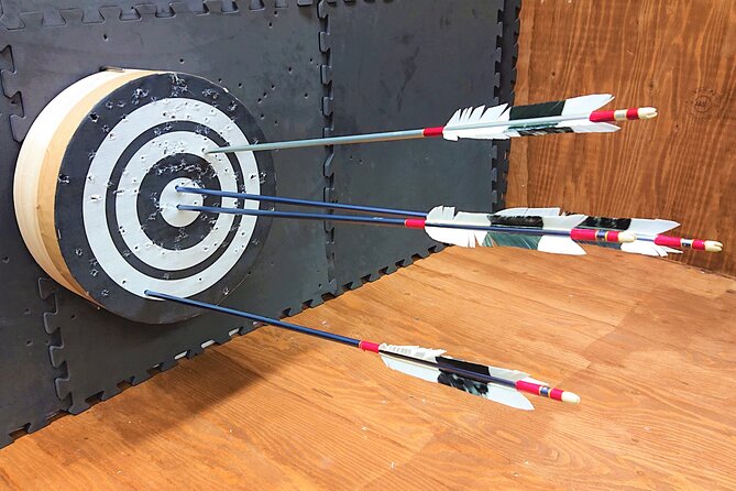 Japanesel Archery Experience HIROSHIMA CASTLE SHARAKU - Who will enjoy this most?