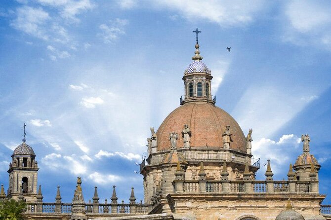 Jerez Walking Tour with Alcazar and Cathedral Entrance - Why Jerez makes a fine walking-tour stop