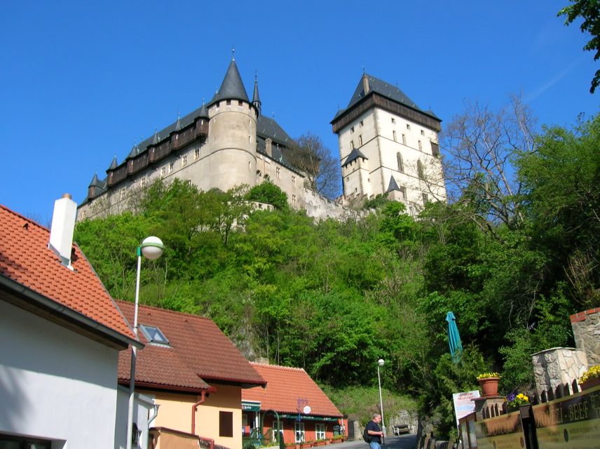 Karlstejn Castle & Crystal Manufactory - Private Tour - A traditional Czech lunch below the castle