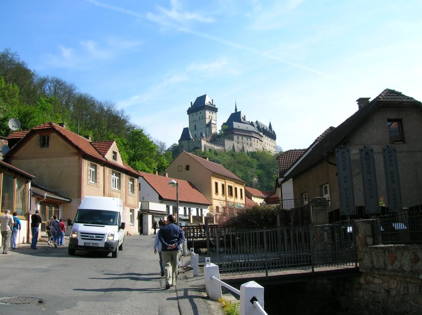 Karlstejn Castle & Crystal Manufactory - Private Tour - What the private vehicle adds