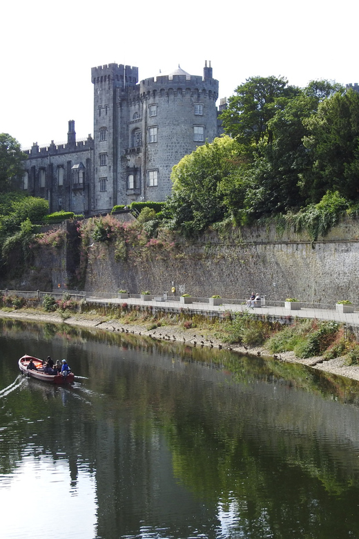 Kilkenny: Guided City Boat Tour with Kilkenny Castle Views - Upstream toward St Canice’s Cathedral