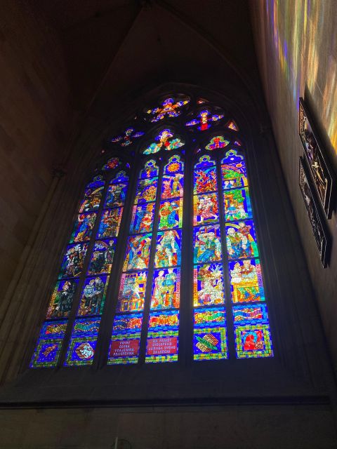 Klara's Prague Castle private tour - Golden Lane and the castle’s everyday side